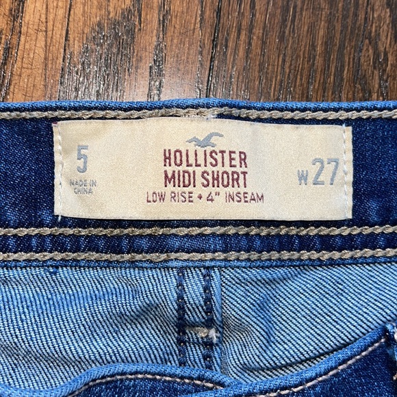 Hollister Midi Shorts - Picture 3 of 3